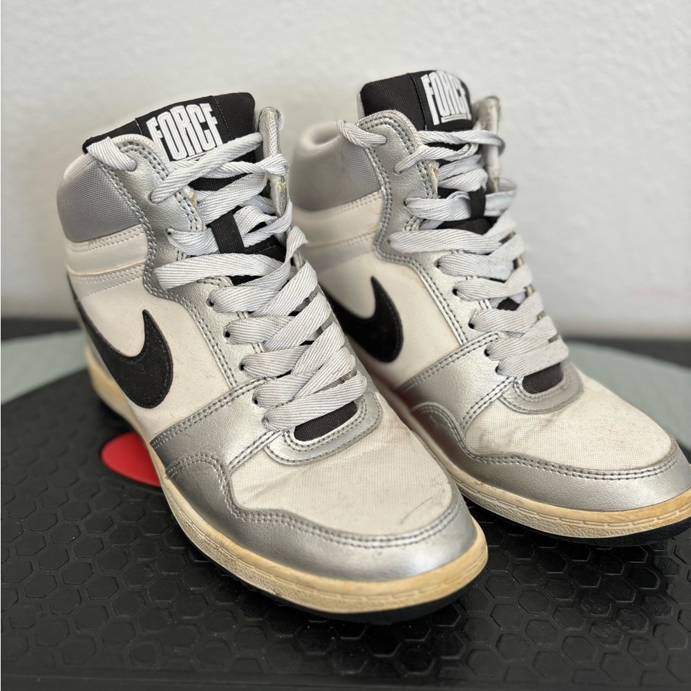 Vintage Nike Wedges